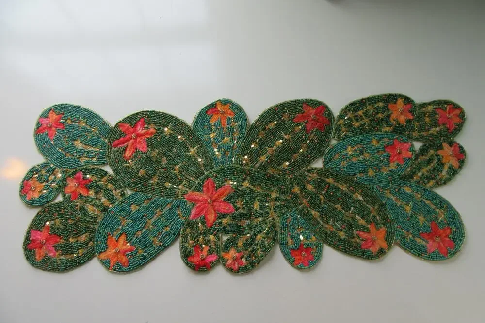 Pier 1 Beaded Cactus Table Runner Desert Flower Blooms Centerpiece 36
